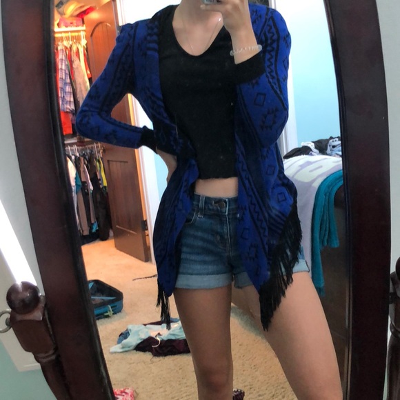 black and blue sweater cardigan 💙🖤 - Picture 2 of 5